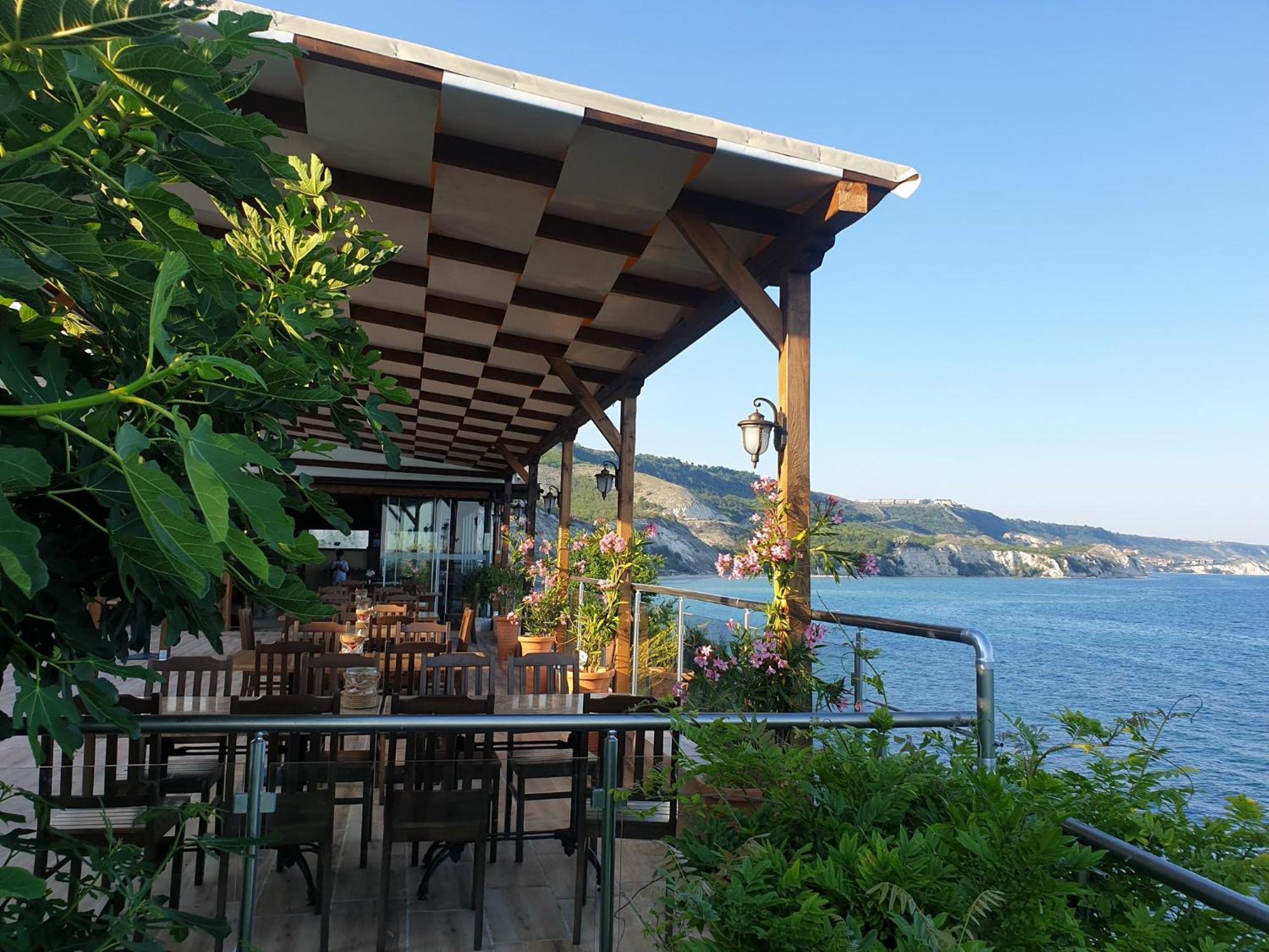Golf Coast Boutique Studio With Sea View 토폴라 외부 사진
